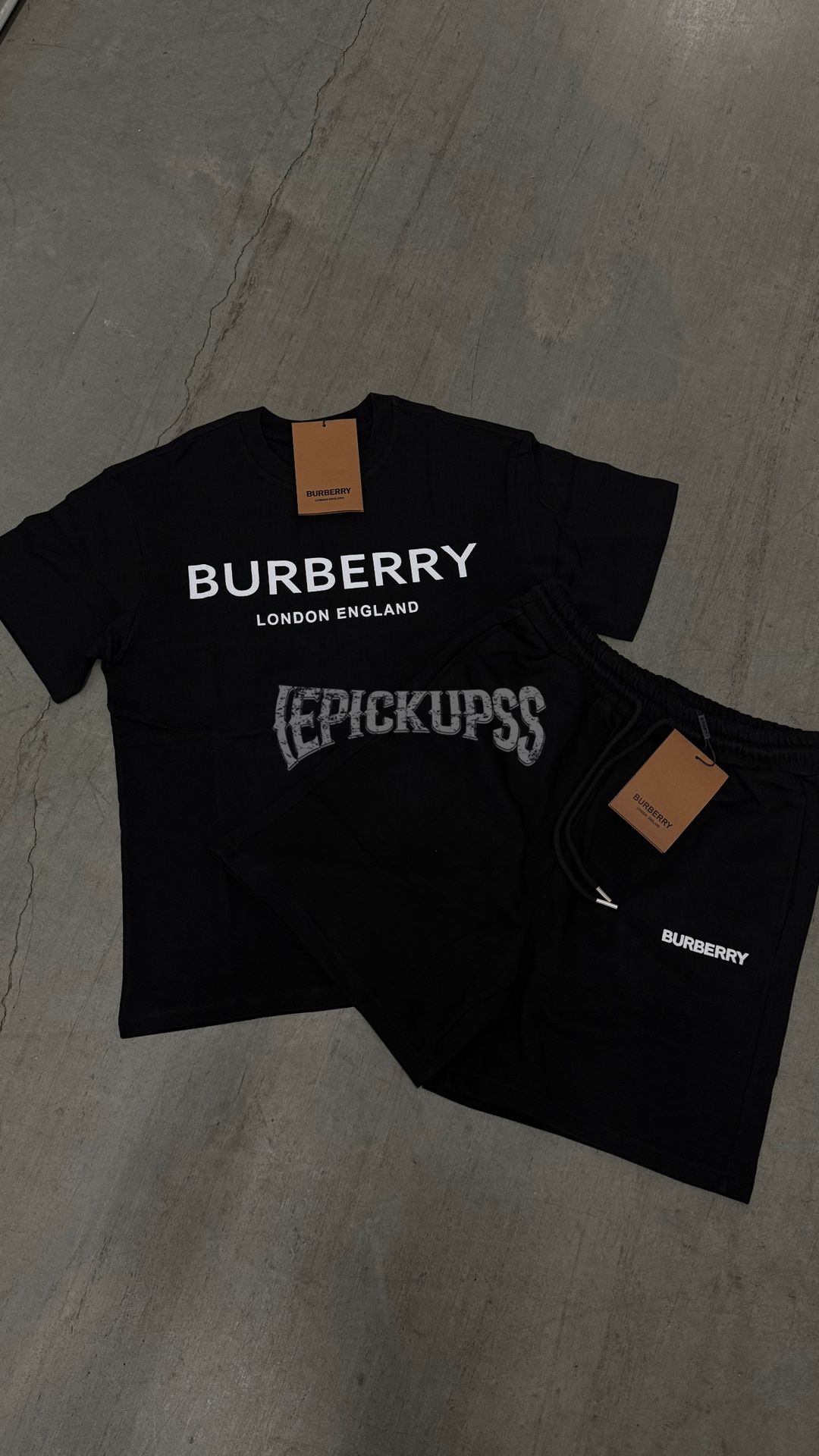 Burberry T Shirt