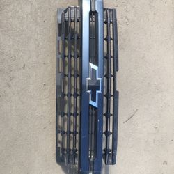 2020-2021 Chevy Silverado Front Grill!!