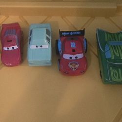 Disney Cars Medium Vehicle Lot
