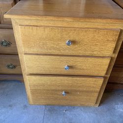 3 Shelf Dresser
