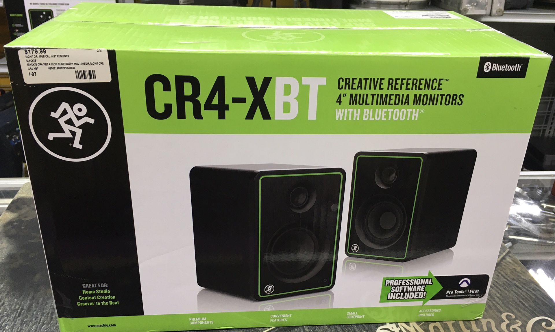 Mackie CR4-XBT Monitors