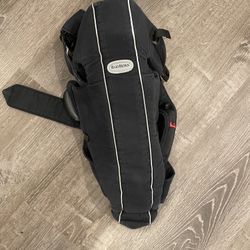 Baby Bjorn  - Baby carrier