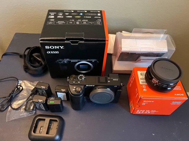 Sony A6500 With Kit Lens