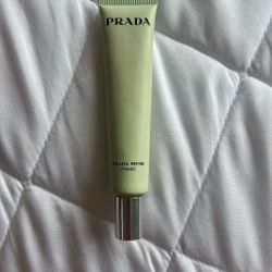 Prada Refine Primer