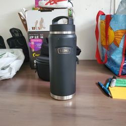 Thermos