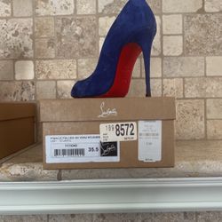 Christian Louboutin Pigalle Size 35.5 Size 5.5