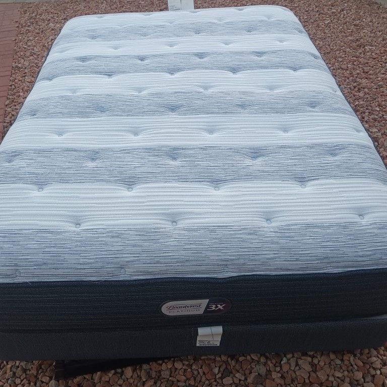 Queen Size Mattress And Box Spring