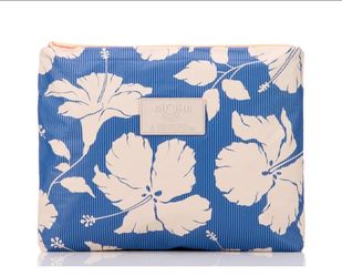 NWT - Aloha Collection MAX POUCH - Salina Tiny Stripe - Navy
Sold Out