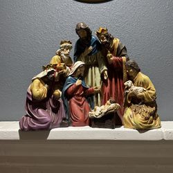 Jesus Statue With Wise Men And Mary 