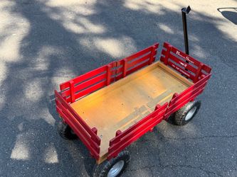 Berlin Sport wooden wagon