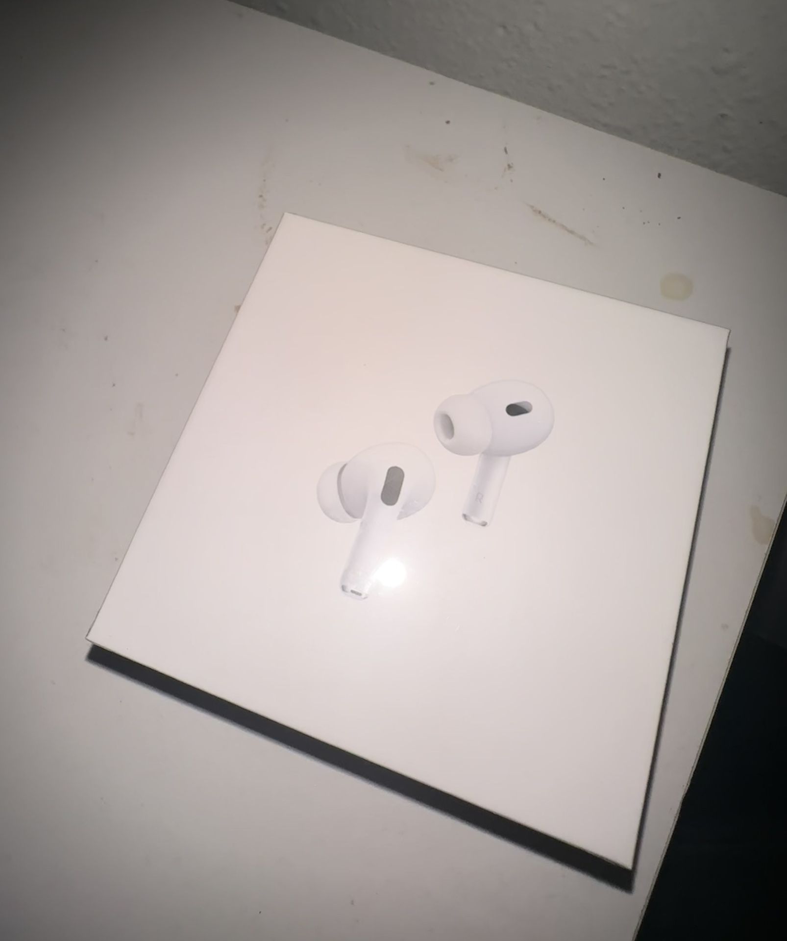 AirPods