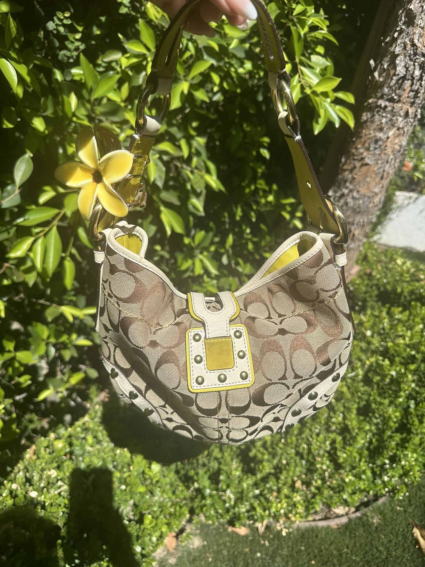 Authentic Coach Signature Soho Pleated Hobo Bag Khaki Ivory Lime 