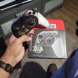 Nintendo Switch Pro Controller Zelda