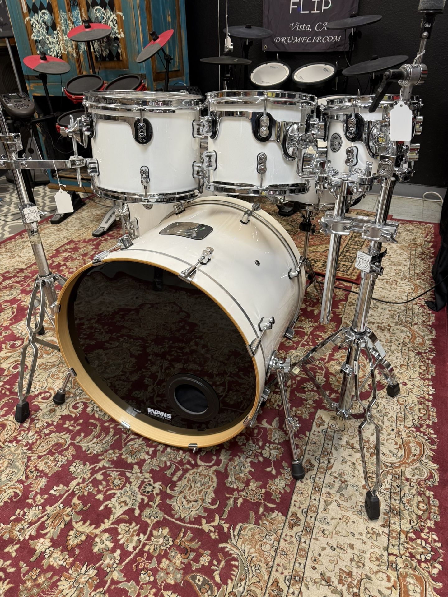 PDP Concept Maple 7pc Pearlescent White Drum Set