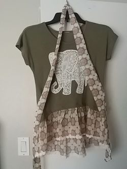 T short size 10 girl