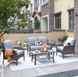 Patio set outdoor new in the box