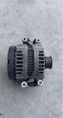 OEM Mercedes-Benz ML350 (2011) Alternator - Original Bosch (Used)
