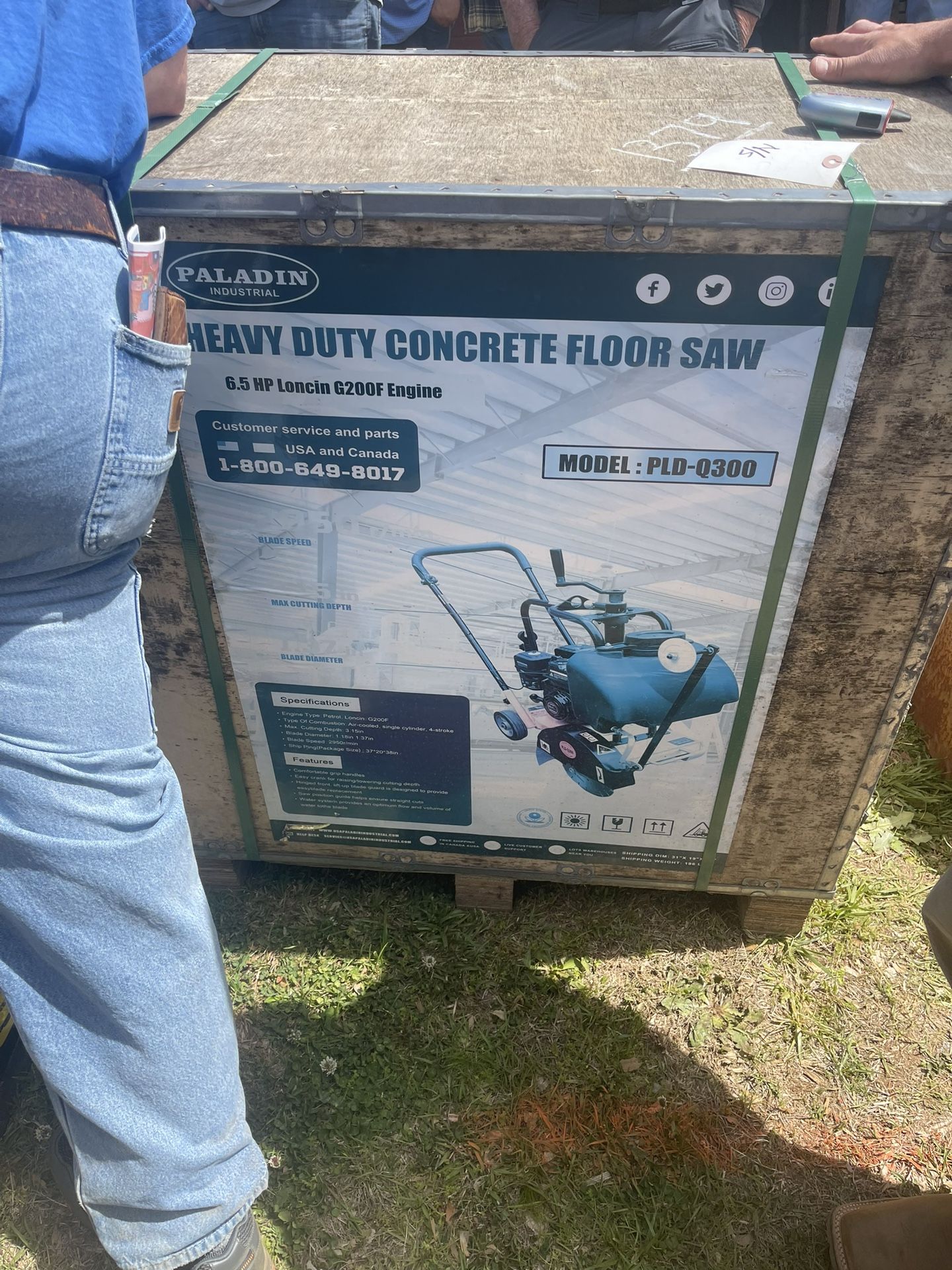 brand new paladin commercial concrete saw!!