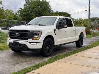 Ford F-150 SuperCrew White Pickup Truck