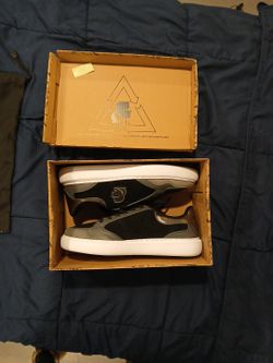 Karl Lagerfeld Paris Men's Shoes