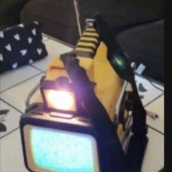 VECTOR PORTABLE TV RADIO LIGHT