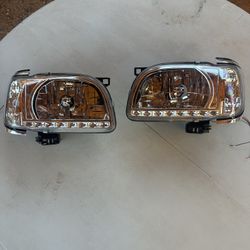 01-04 Toyota Tacoma LED Headlights