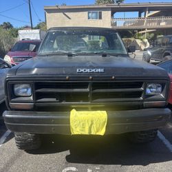 1988 Dodge D150