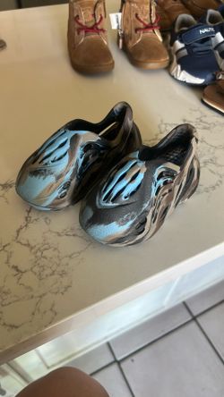 Yeezy Adidas Foam Sneakers