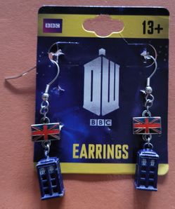 ER DW Tardis union jack earrings