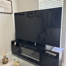 65 Inch Smart tv 