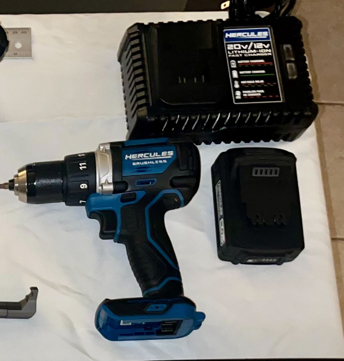 Hercules Cordless Drill (w/ Charger)
