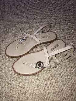 Michael Kors, white Womens sandals, Size 7