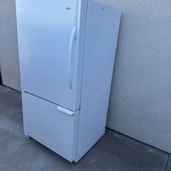 Kenmore White Refrigerator 