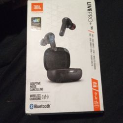 JBL LivePro+