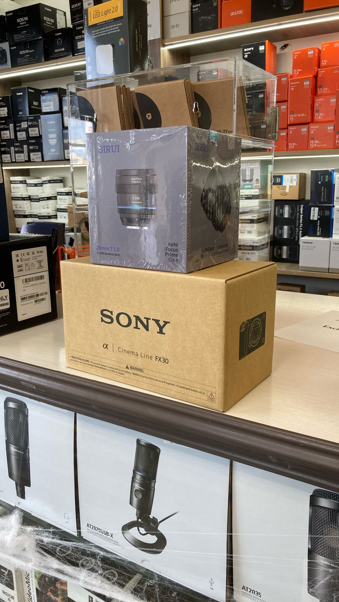 Sony FX30 w/ Sirui 20mm T1.8 1.33x Anamorphic Lens