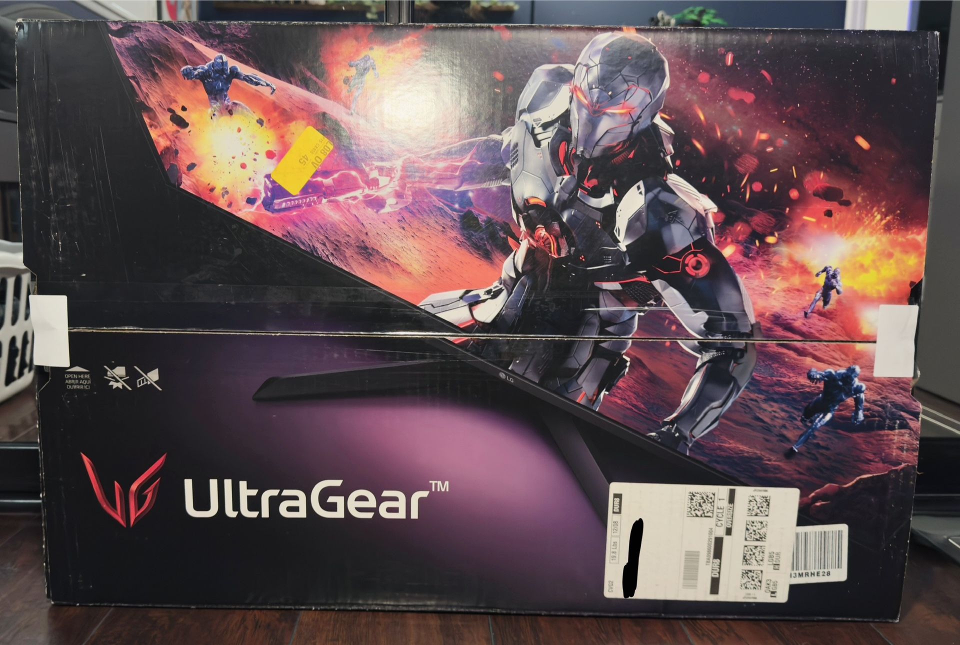 LG 27GP850-B Ultragear Gaming Monitor 27-Inch QHD (2560 x 1440) Nano IPS Display 1ms Response Time 165Hz Refresh Rate