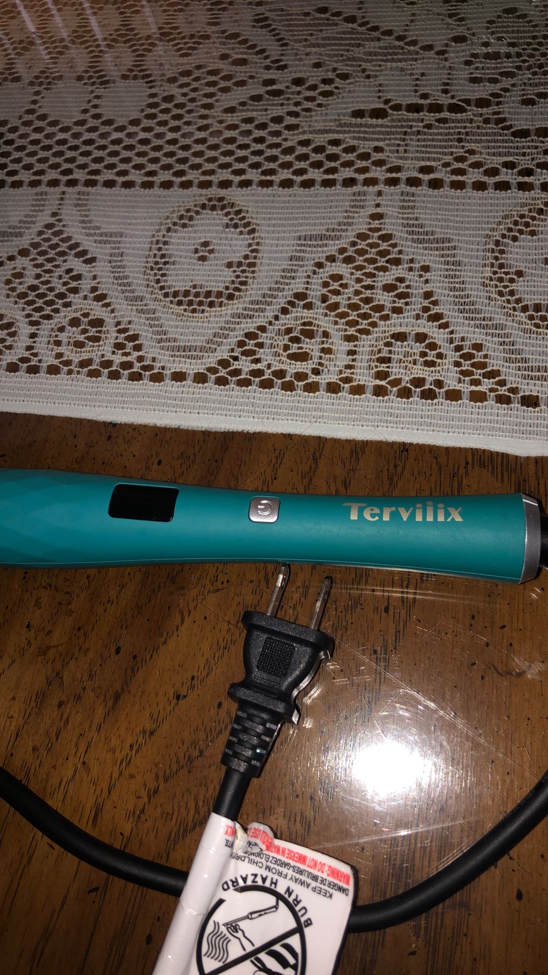 Brand New Without Box TERVIIIX Barrels Curling Wand