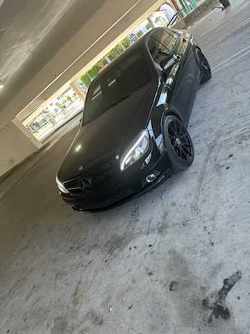 2011 Mercedes Benz Model 300Z