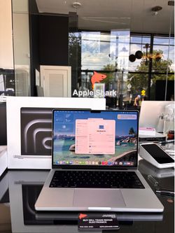 MacBook Pro 14” M4 Pro Chip 24GB RAM 512SSD! 90 Day warranty! We offer financing!