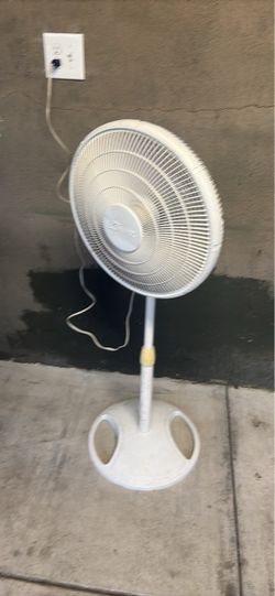 Standing Fan
