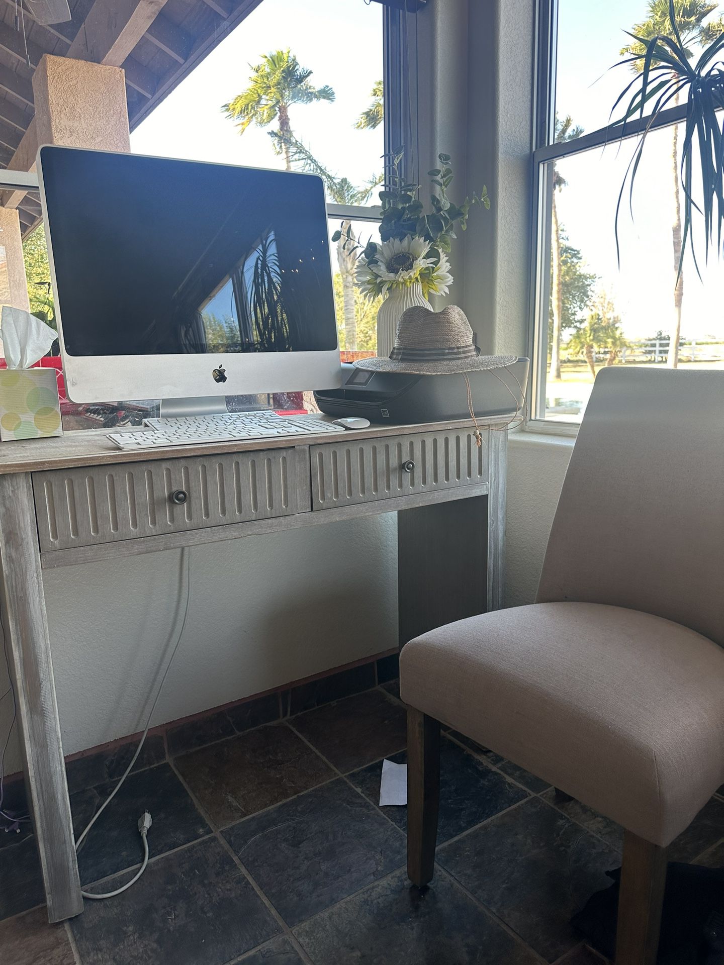 Desk & chair