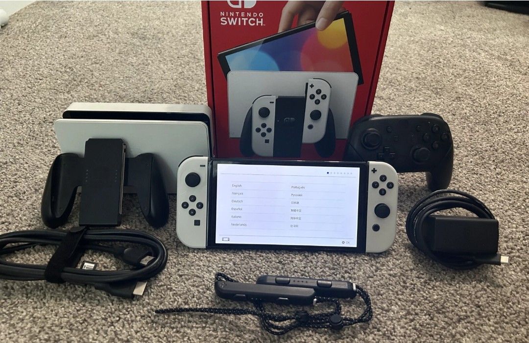 Switch OLed White