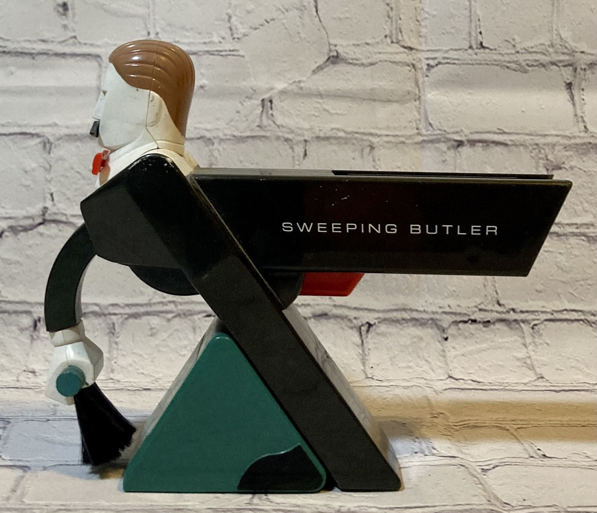 Vintage Schildkraut SWEEPING BUTLER Electronic Table Sweeper Mustache ...