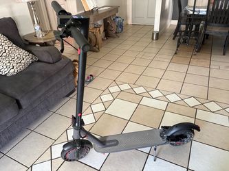 MAXSHOT Electric Scooter
