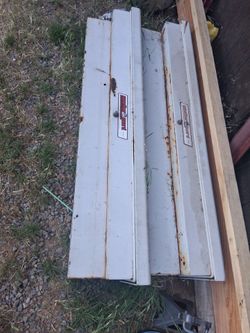 Side bed tool box