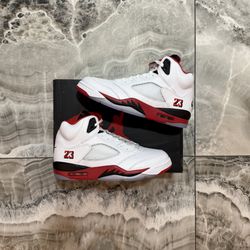 Jordan 5 Fire Red 