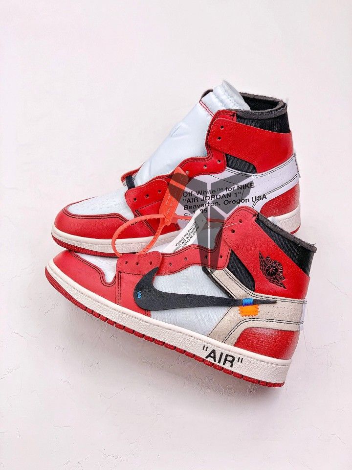 Jordan 1 Retro High Off-White Chicago New Sneaker