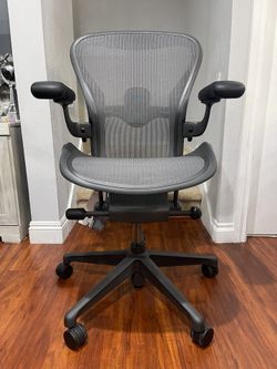 Herman Miller Aeron Size B Remastered
