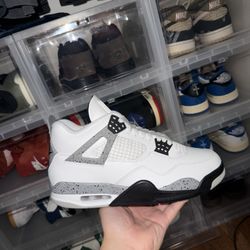 Jordan 4 Retro 'White Cement'