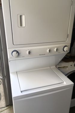 Frigidaire Laundry Center Washer and Gas Dryer Combo